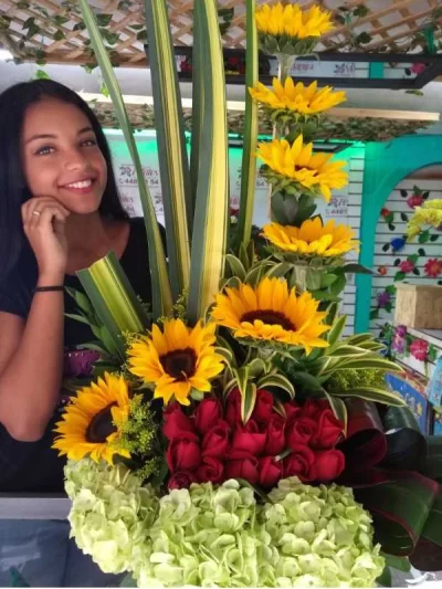 Floristeria-envigado-Antioquia-loma-de-las-brujas-cerca-de-mi-DEJATE AMAR.png