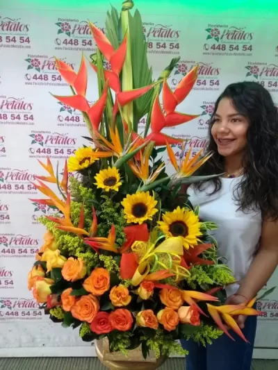 floristeria-envigado-antioquia-el-atravezado-cerca-de-mi